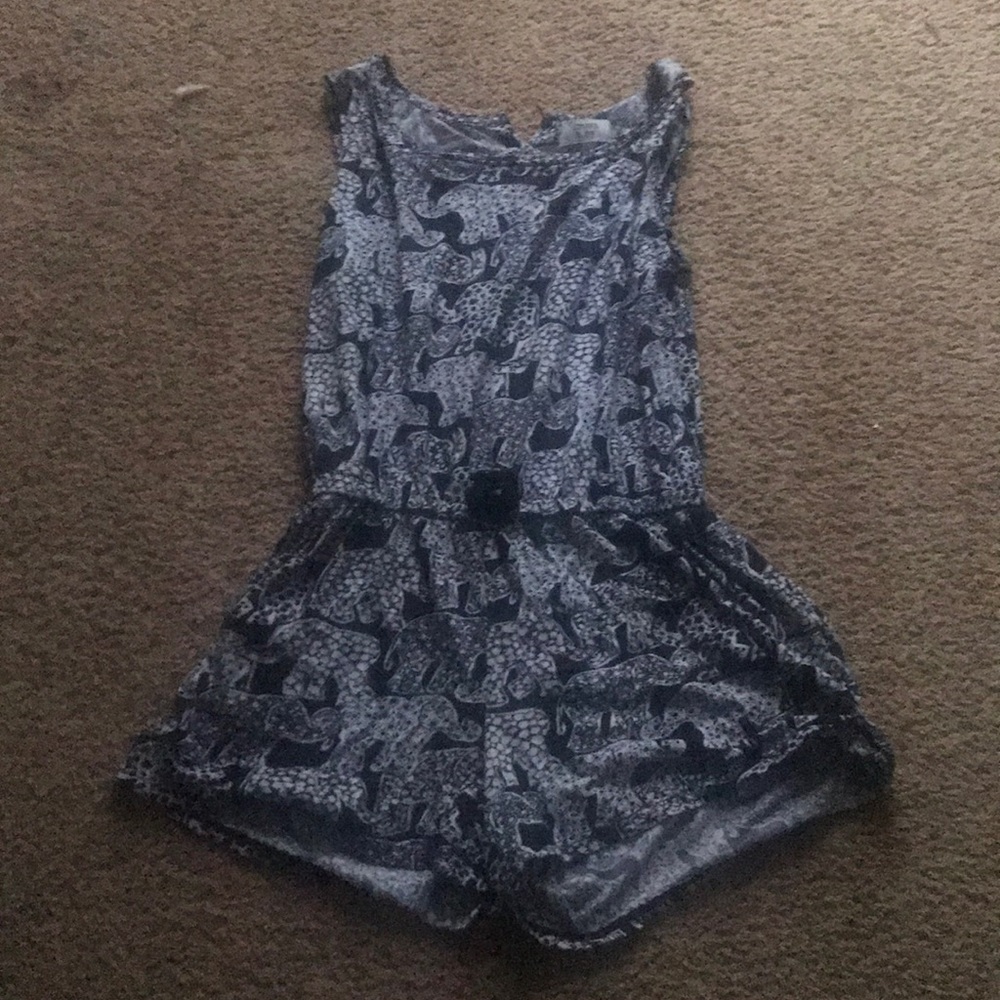 Girls elephant romper.